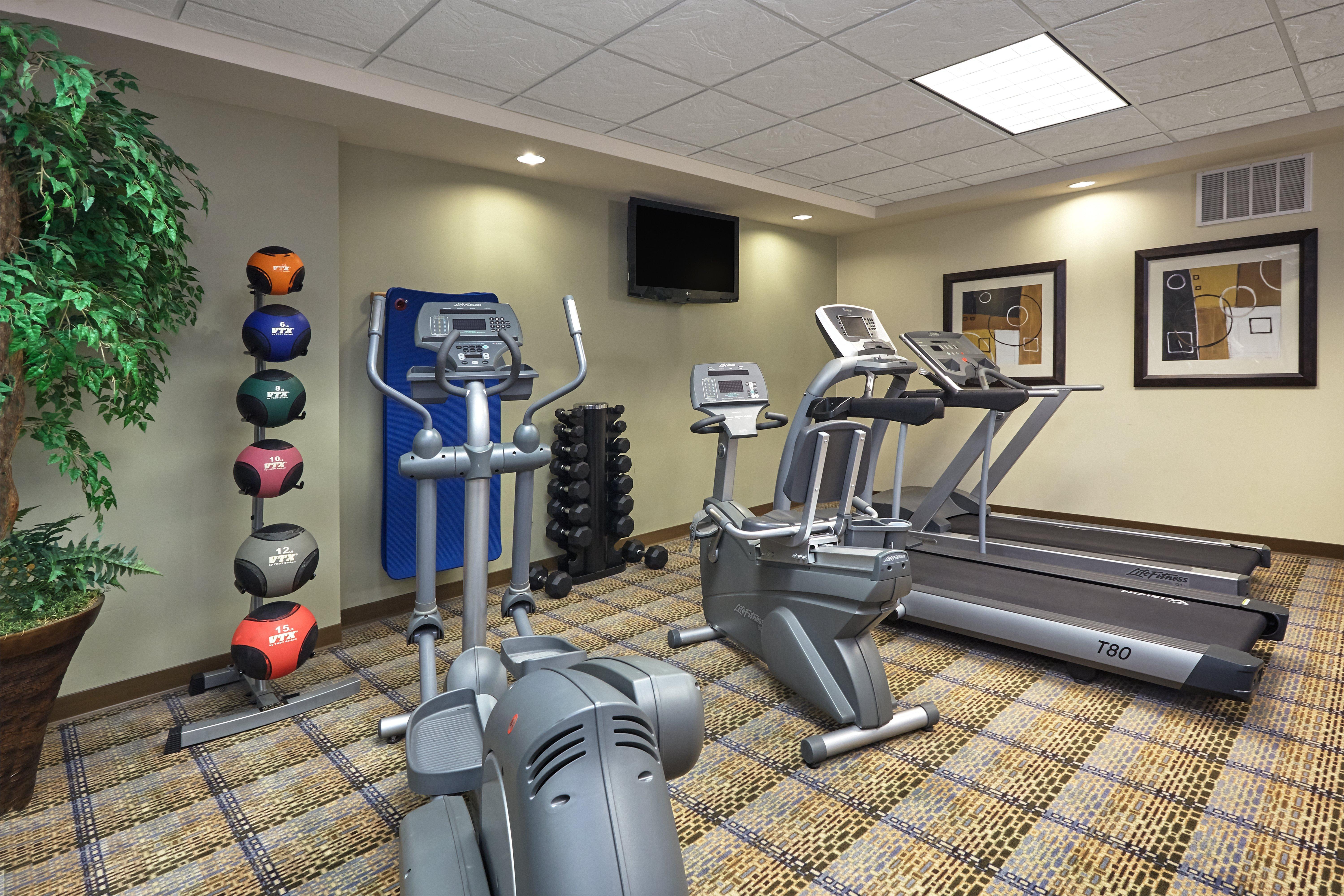 Holiday Inn Express & Suites Madison-Verona By Ihg Zewnętrze zdjęcie