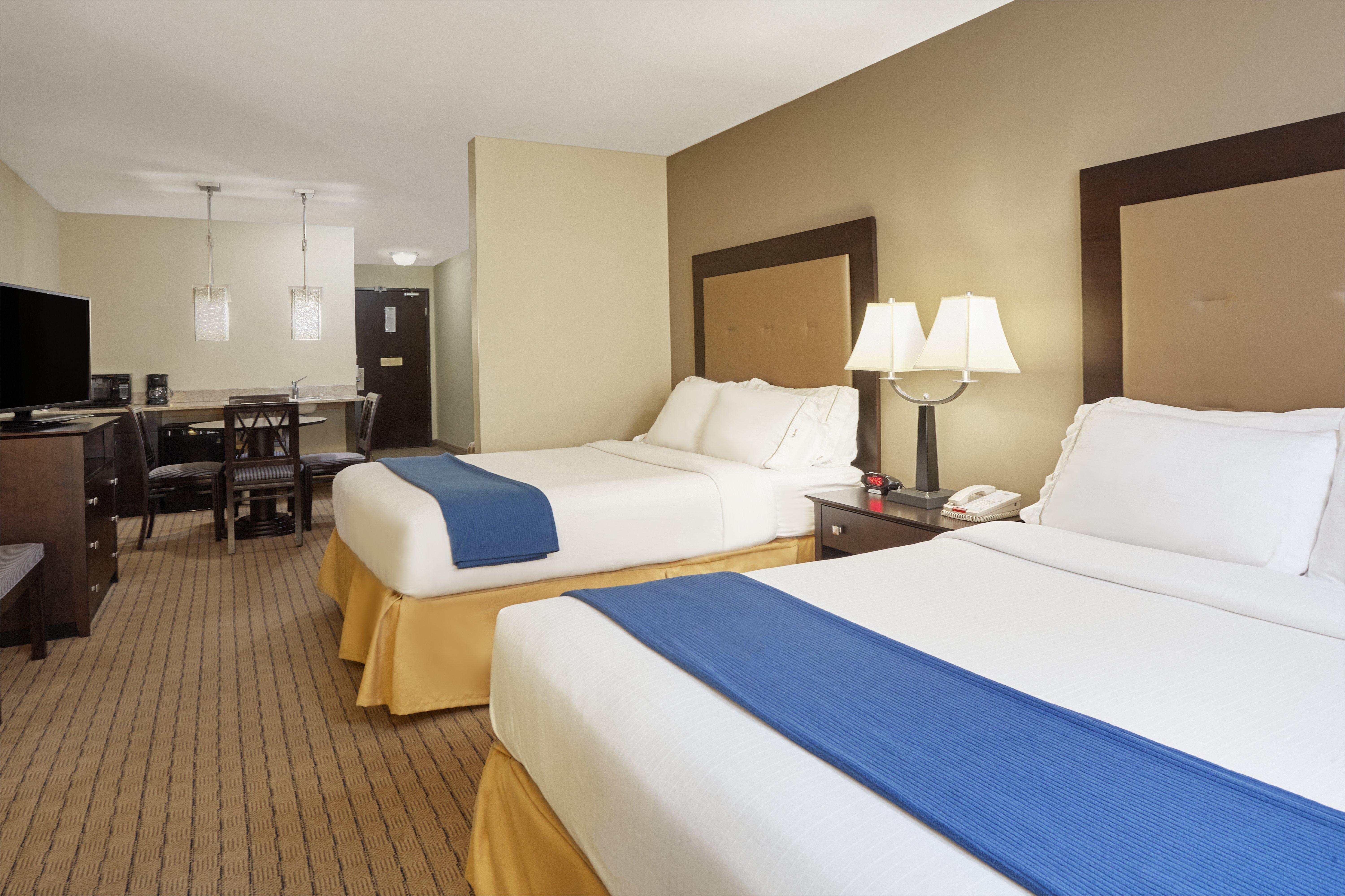 Holiday Inn Express & Suites Madison-Verona By Ihg Zewnętrze zdjęcie