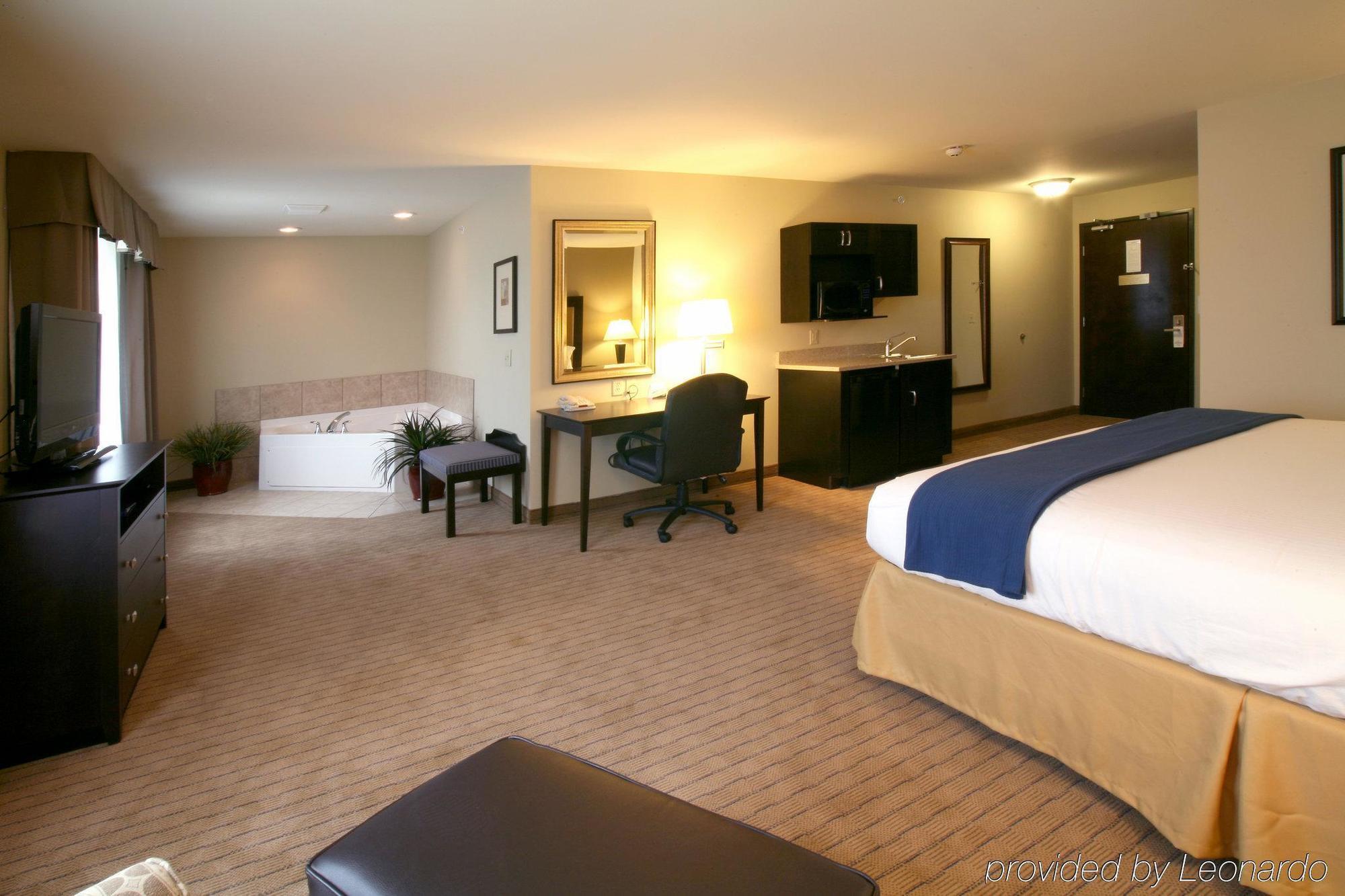 Holiday Inn Express & Suites Madison-Verona By Ihg Zewnętrze zdjęcie