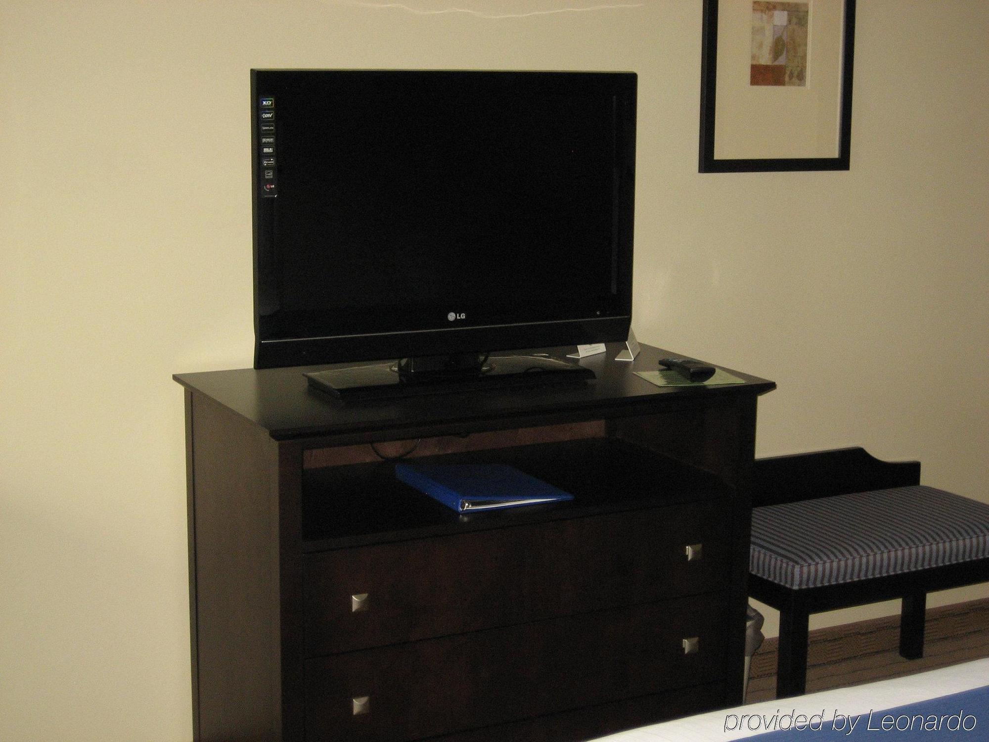 Holiday Inn Express & Suites Madison-Verona By Ihg Zewnętrze zdjęcie