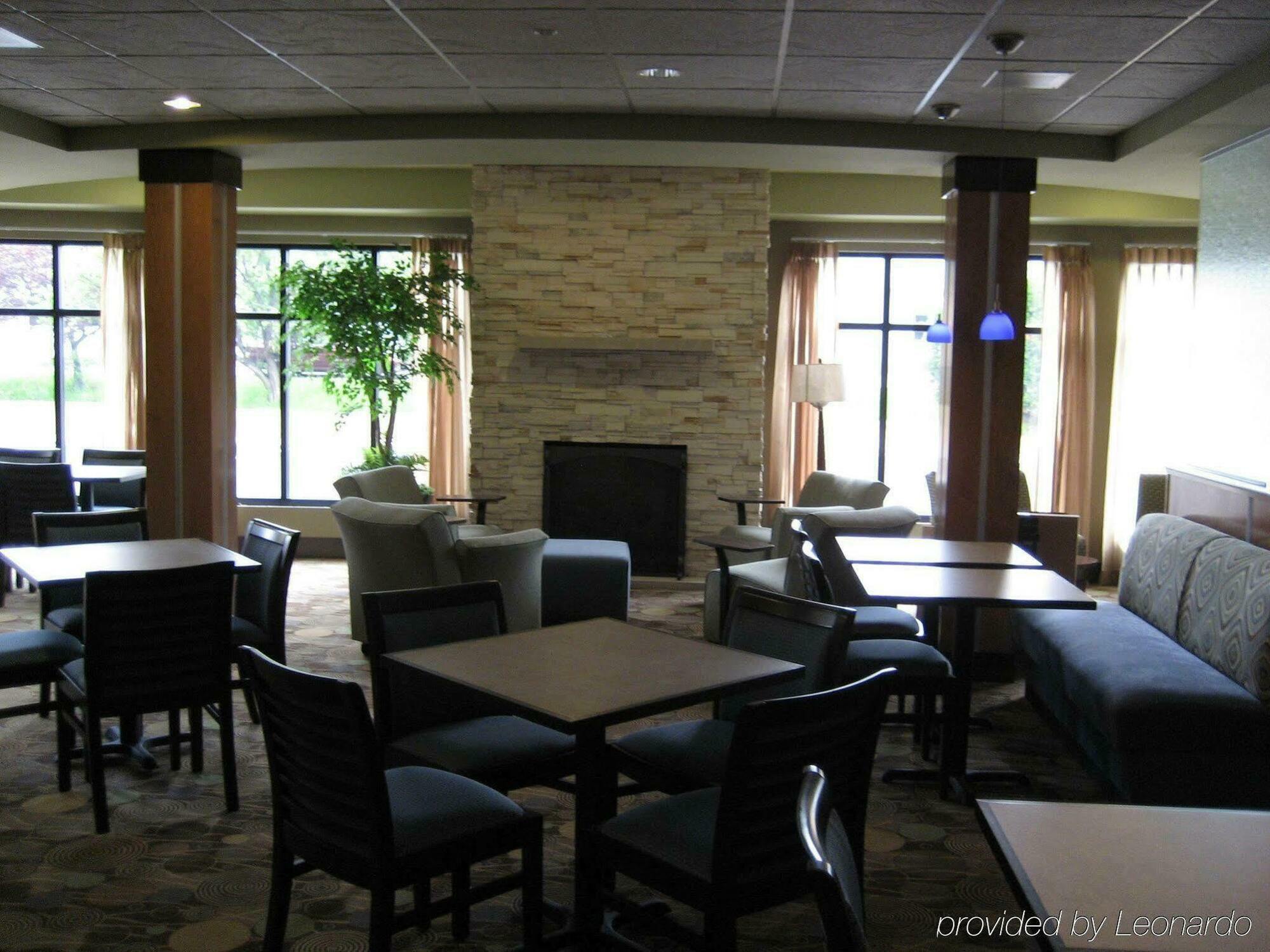 Holiday Inn Express & Suites Madison-Verona By Ihg Zewnętrze zdjęcie
